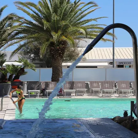 ホテル Metropol セニガッリア