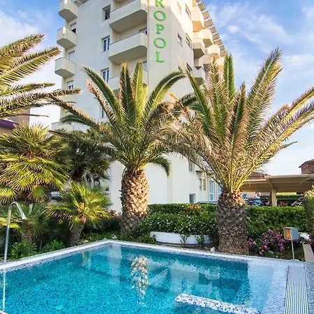 Metropol Hotel