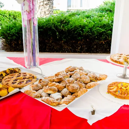 Metropol ホテル 4*